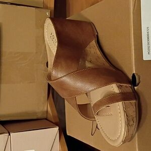 Unbranded strapy sandals